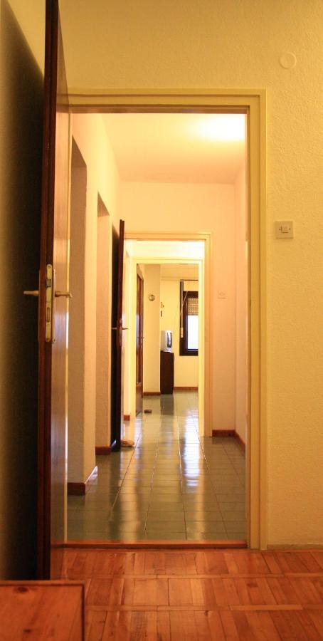 Rooms "Nada Zunic" Книн Екстер'єр фото